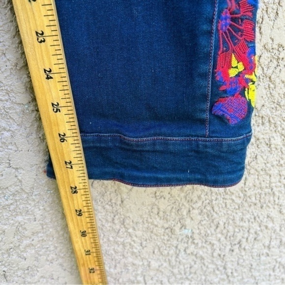 Aventures des Toiles Size 36 Embroidered Dark Jeans Bohemian Denims - Picture 13 of 15